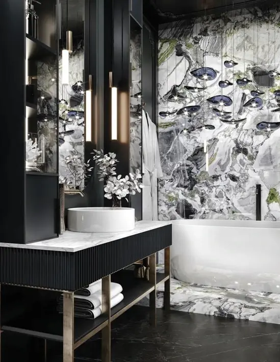 Chic Bathroom Design & Decor